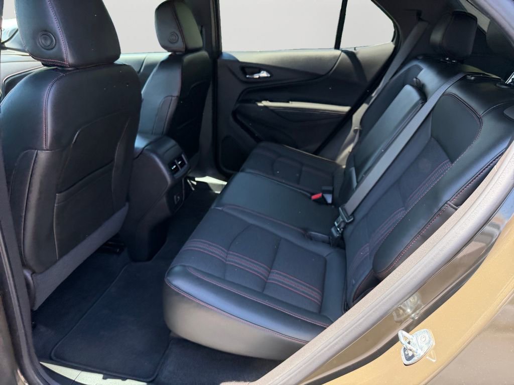 Used 2023 Chevrolet Equinox RS AWD/4WD image 15
