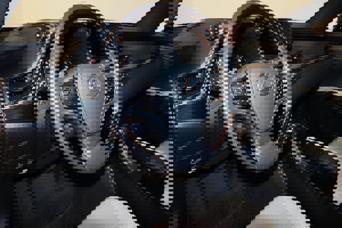 Used 2021 Lexus ES 250 w/ Premium Package image 35