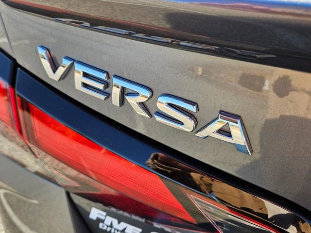 New 2025 Nissan Versa SR w/ Trunk Package FWD image 11