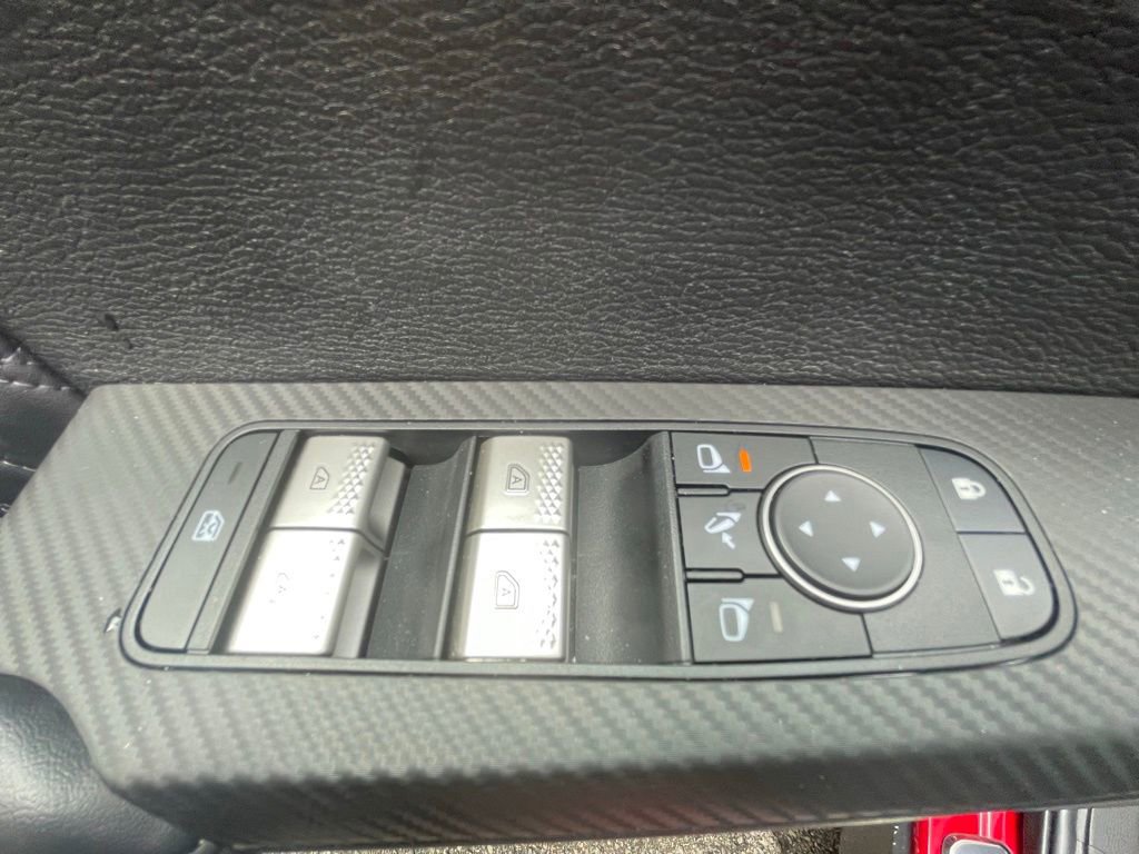 Used 2024 Mitsubishi Outlander SEL image 24