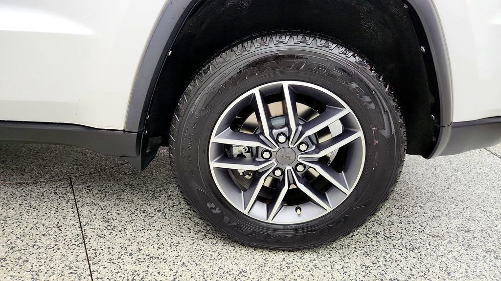 Used 2021 Jeep Grand Cherokee Limited RWD image 9