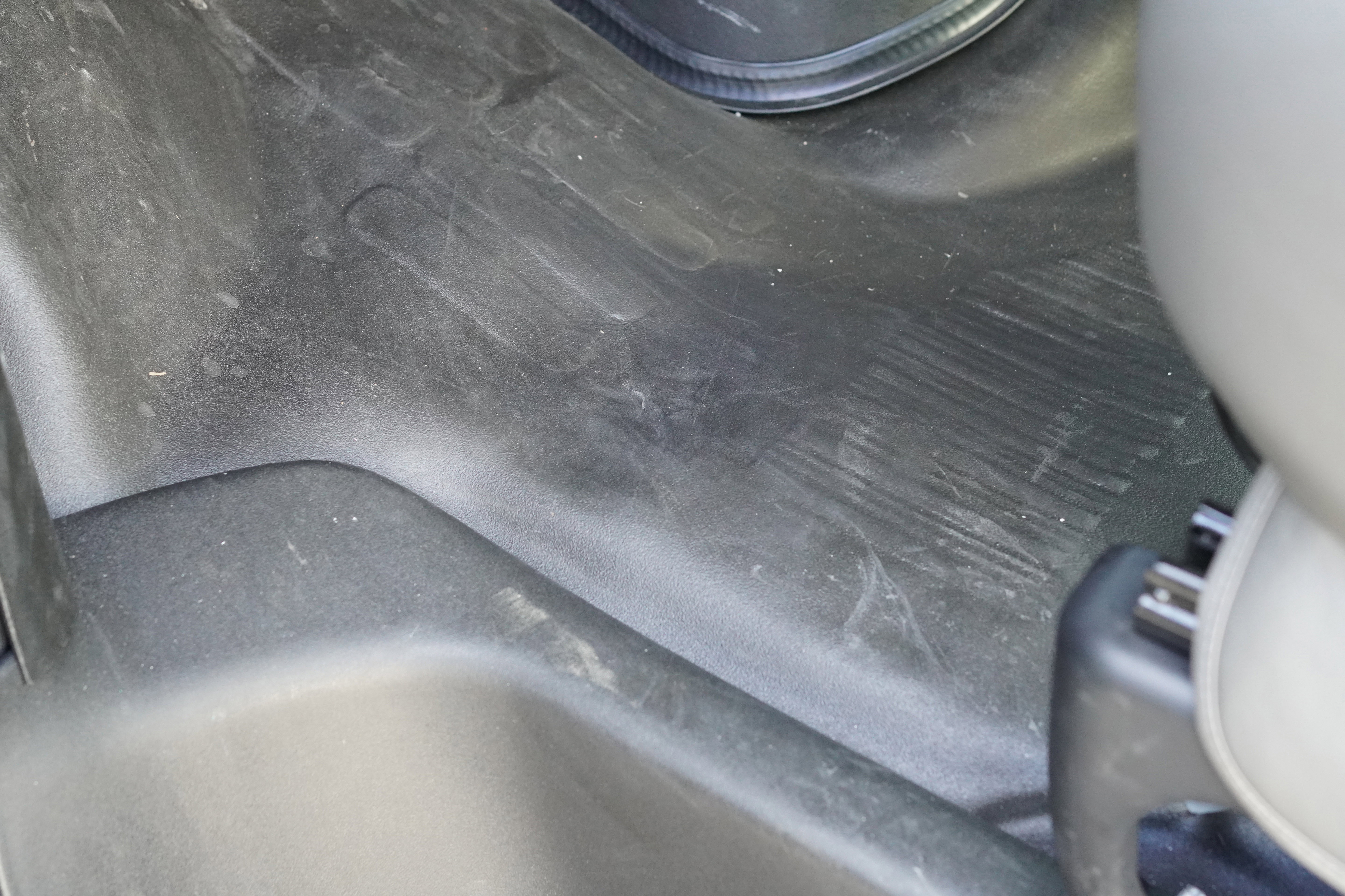 New 2025 GMC Savana 3500 w/ Power Convenience Package image 19