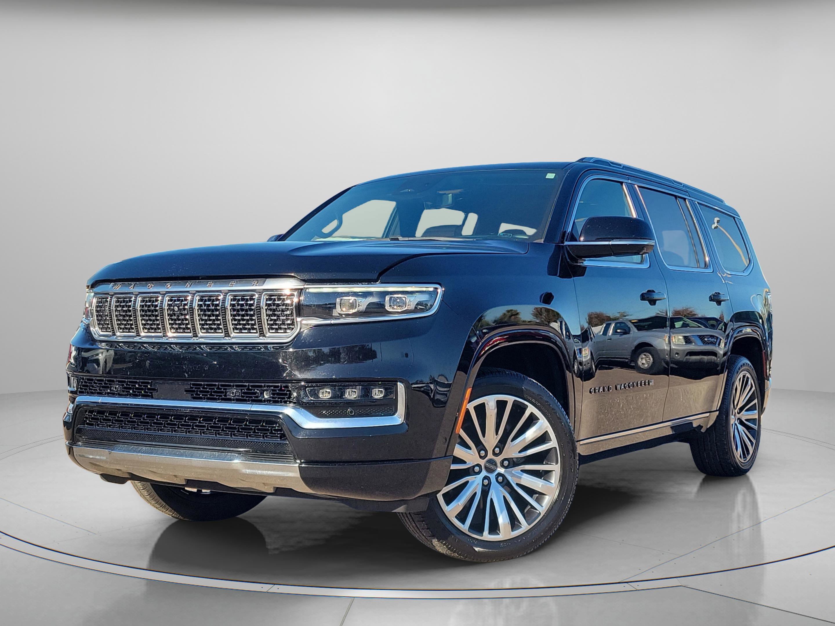 Used 2022 Jeep Grand Wagoneer Series III image 2