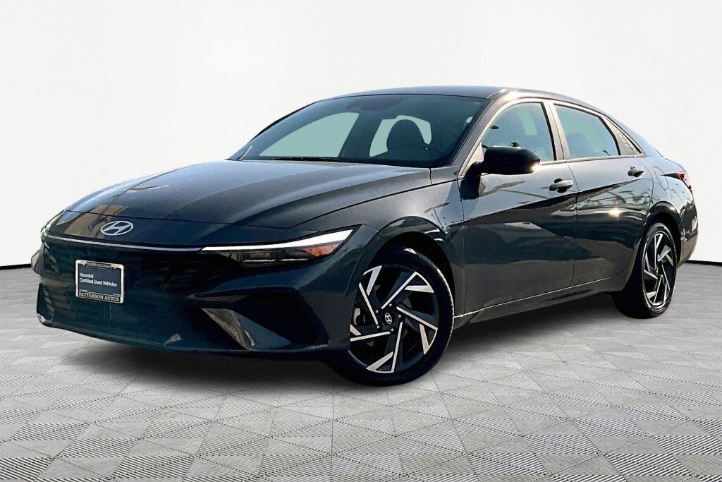 Certified 2025 Hyundai Elantra SEL