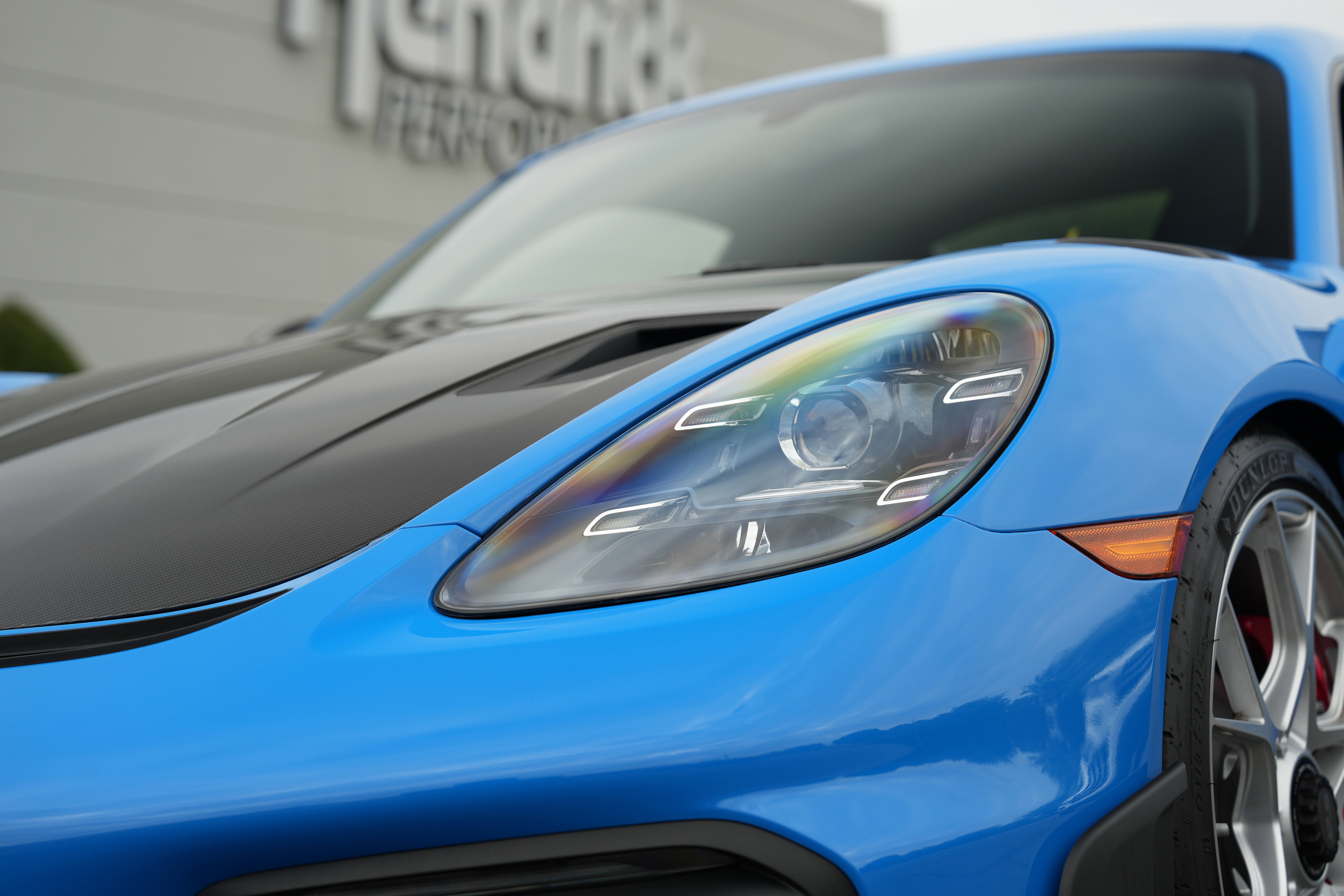 Used 2024 Porsche 718 Cayman GT4 RS w/ Weissach Package RWD image 64