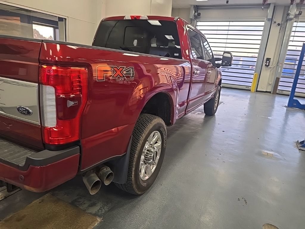 Used 2017 Ford F350 Platinum w/ Platinum Ultimate Package AWD/4WD image 3