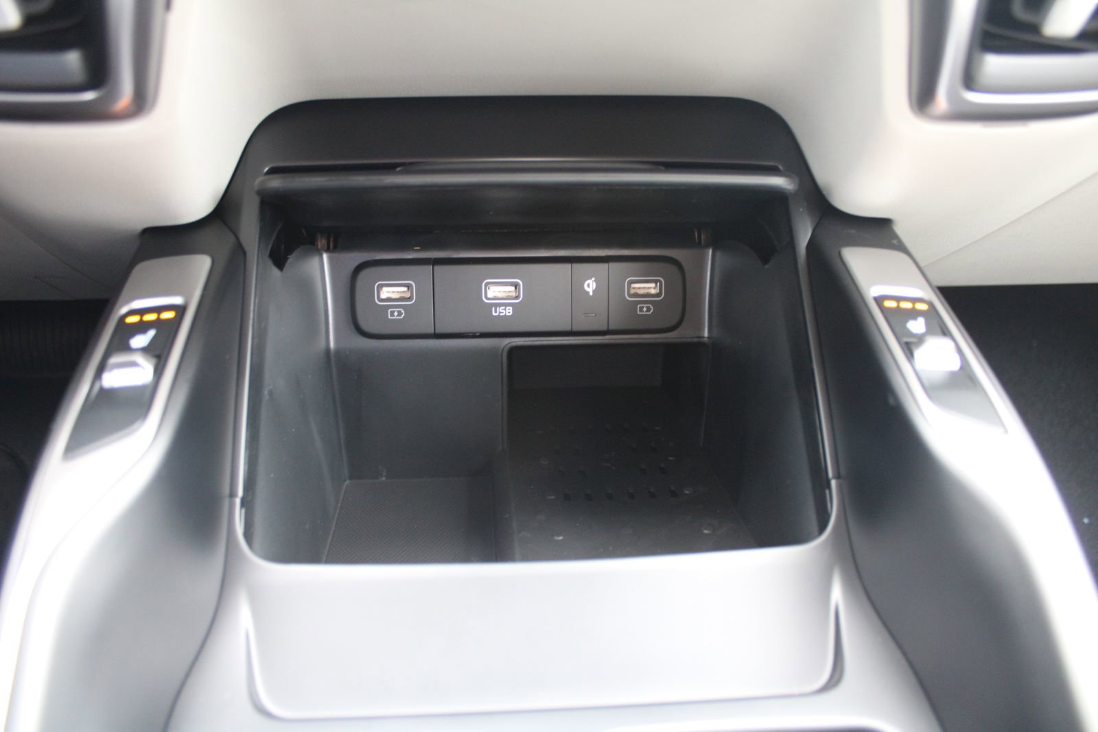 New 2026 Kia Sorento EX image 36