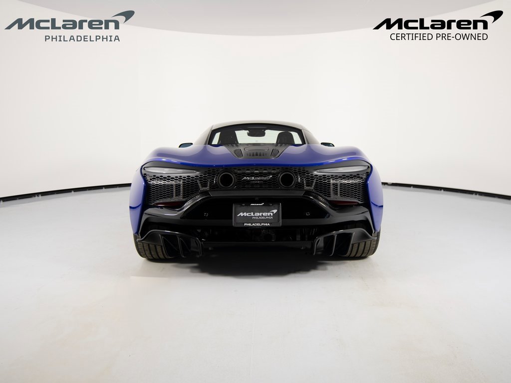 Used 2024 McLaren Artura image 6