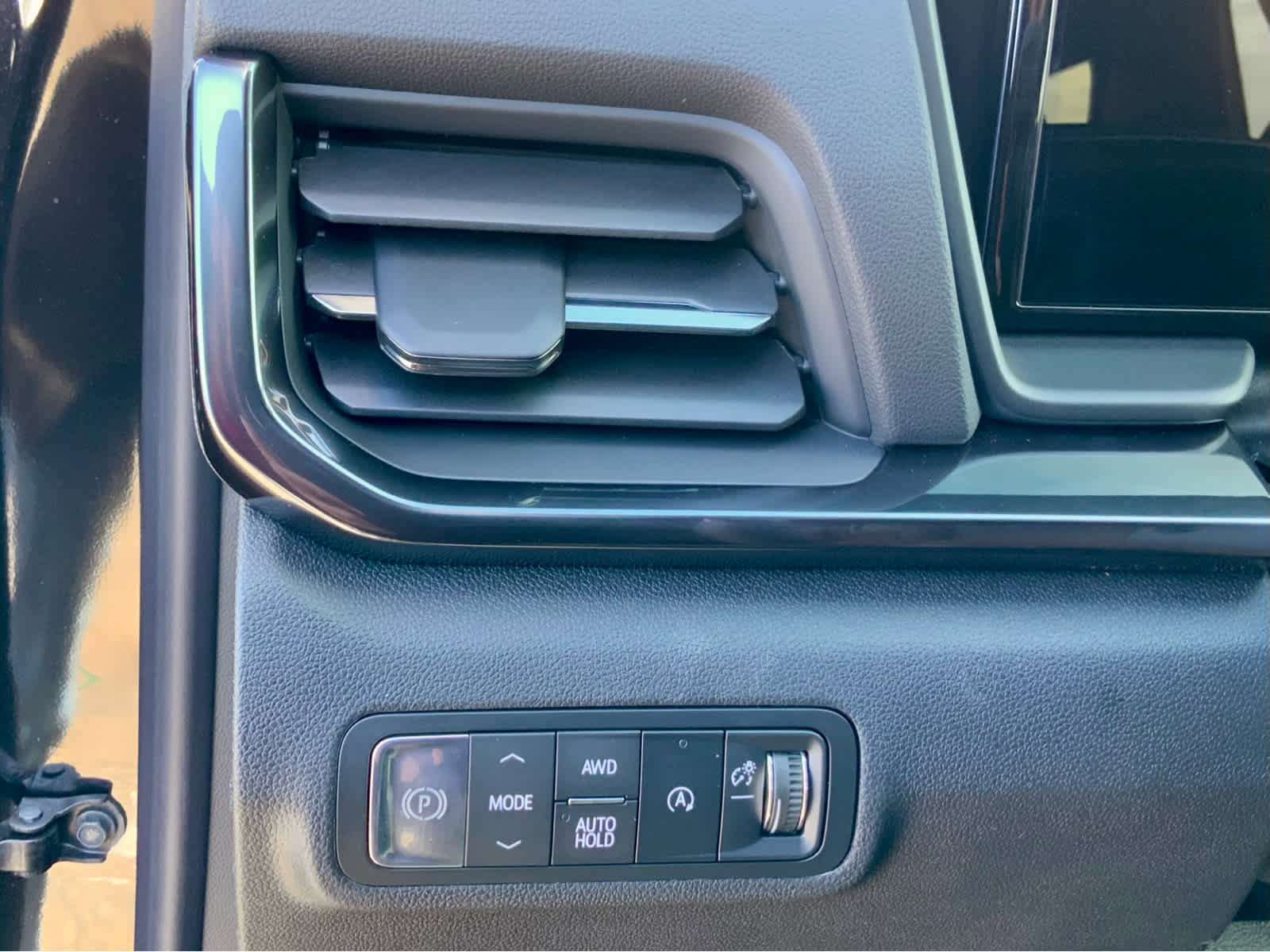 New 2026 GMC Terrain AT4 w/ LPO, Black Badging Package image 45