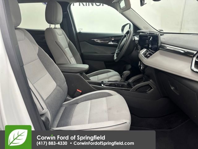 Used 2025 Chevrolet TrailBlazer LT image 12