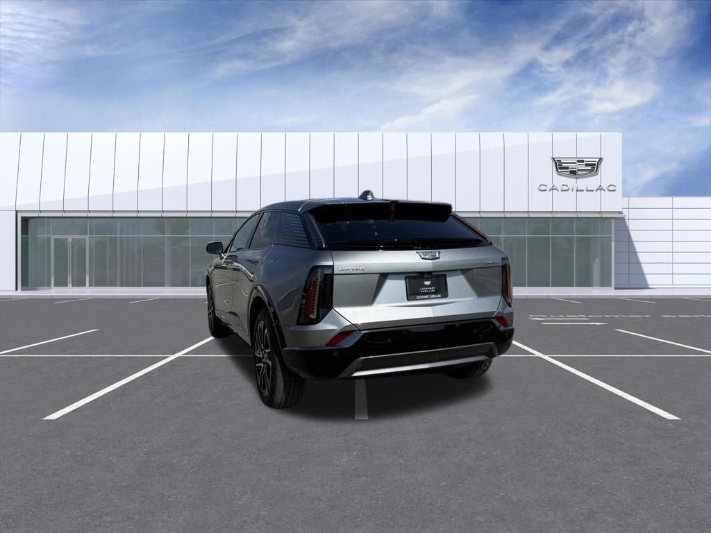 Certified 2025 Cadillac Optiq Sport 2 w/ LPO, Floor Liner Package AWD/4WD image 12