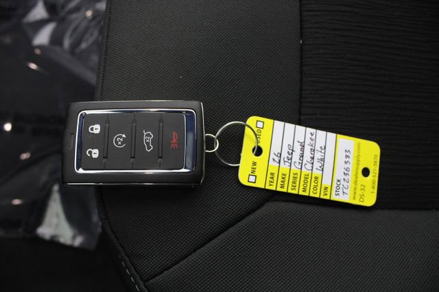 New 2026 Jeep Grand Cherokee Laredo X image 7