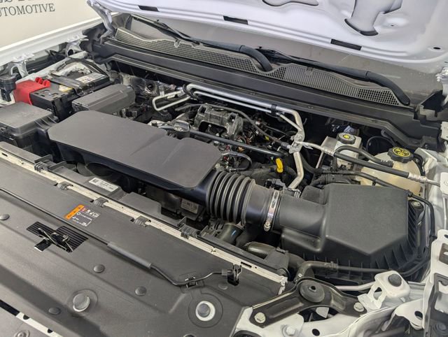 Used 2023 Chevrolet Colorado W/T image 32