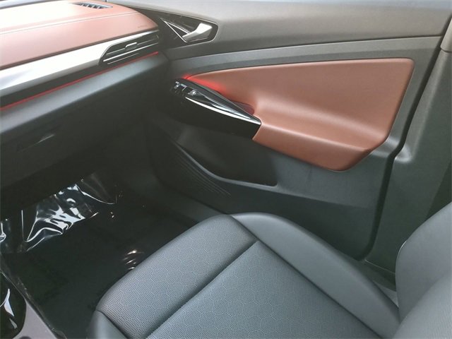 Certified 2021 Volkswagen ID.4 Pro S w/ Gradient Package image 16
