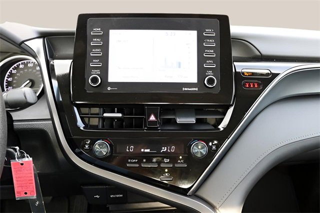 Used 2024 Toyota Camry LE image 20