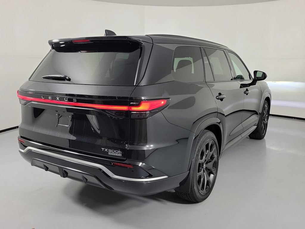 Used 2026 Lexus TX 500h AWD w/ Technology Package image 3