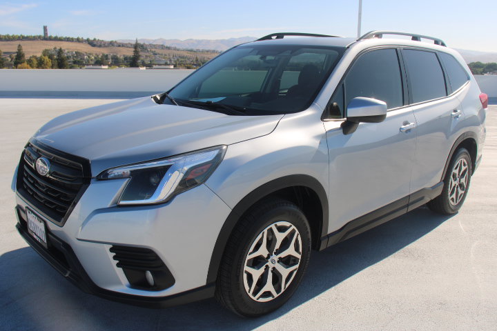 Used 2023 Subaru Forester Premium AWD/4WD image 6