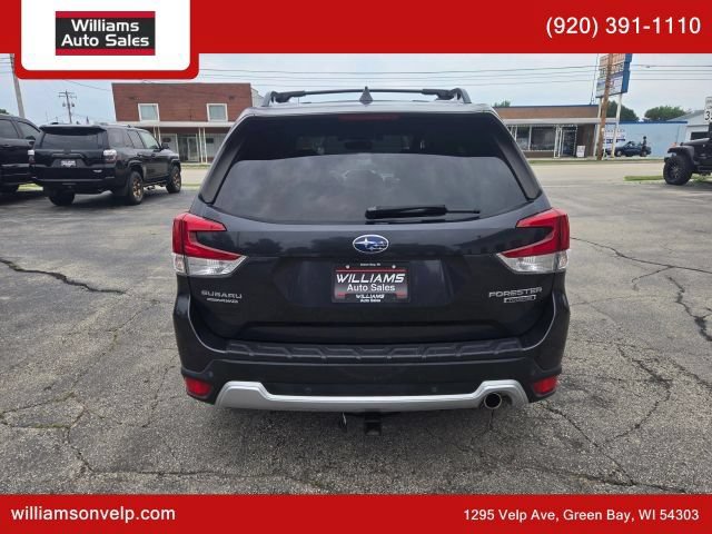 Used 2019 Subaru Forester Touring AWD/4WD image 5