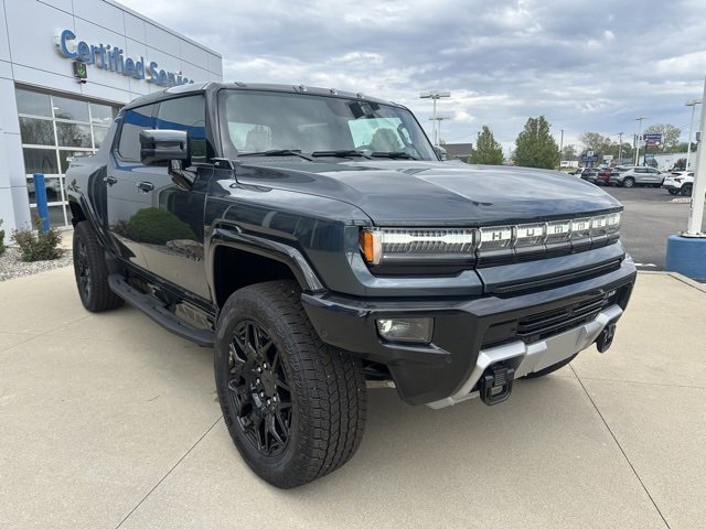 New 2025 GMC Hummer EV 2X w/ LPO, Dark Essentials Package image 4