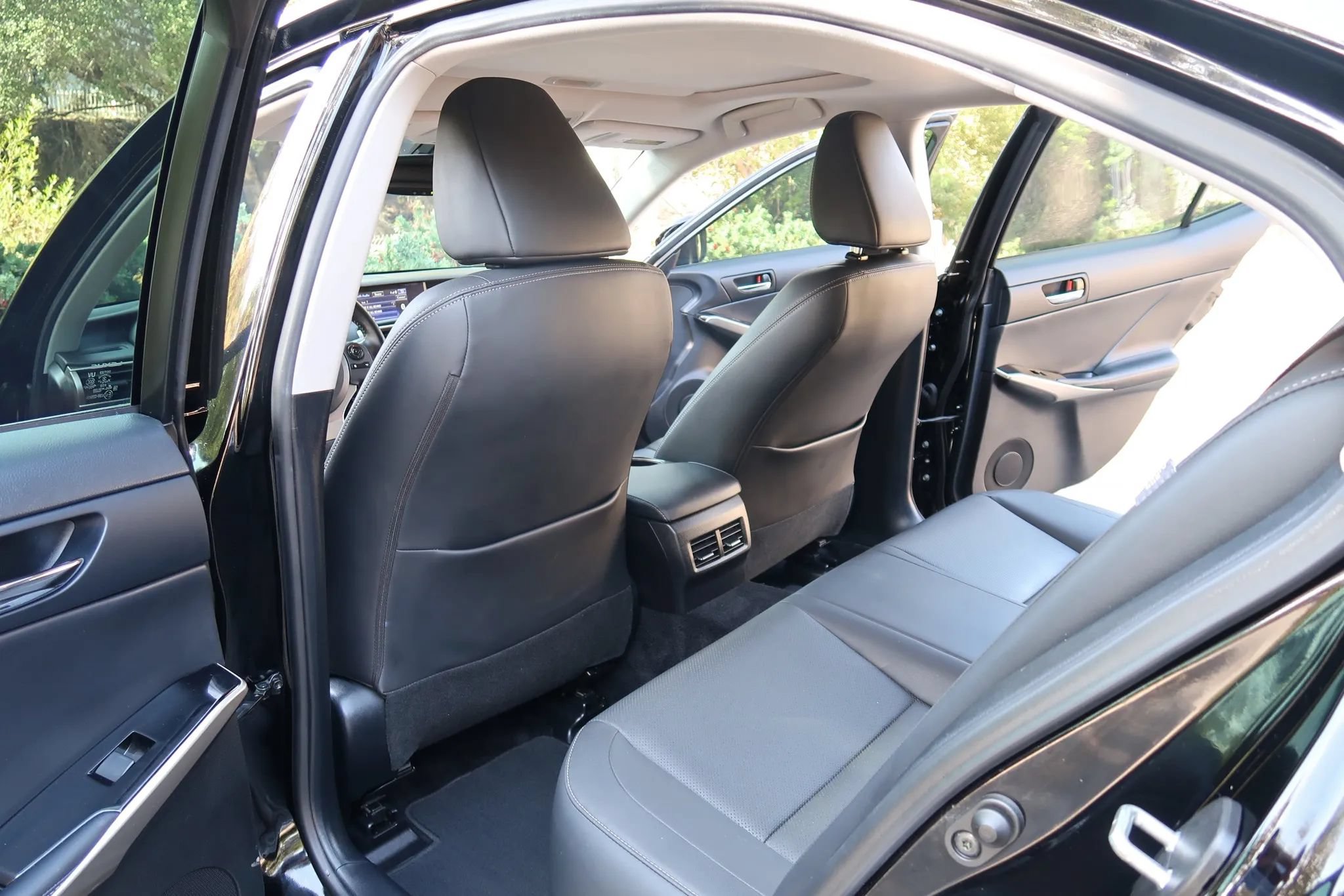 Used 2016 Lexus IS 300 AWD image 19