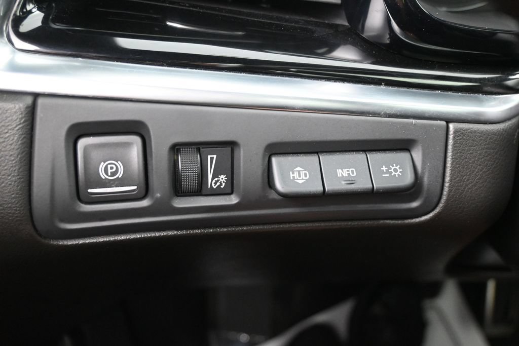 Used 2024 Cadillac XT6 Sport w/ Technology Package AWD/4WD image 24