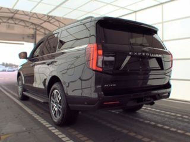 Certified 2025 Ford Expedition Active AWD/4WD image 7