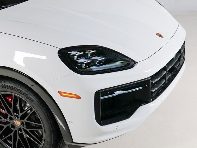 New 2026 Porsche Cayenne GTS image 29