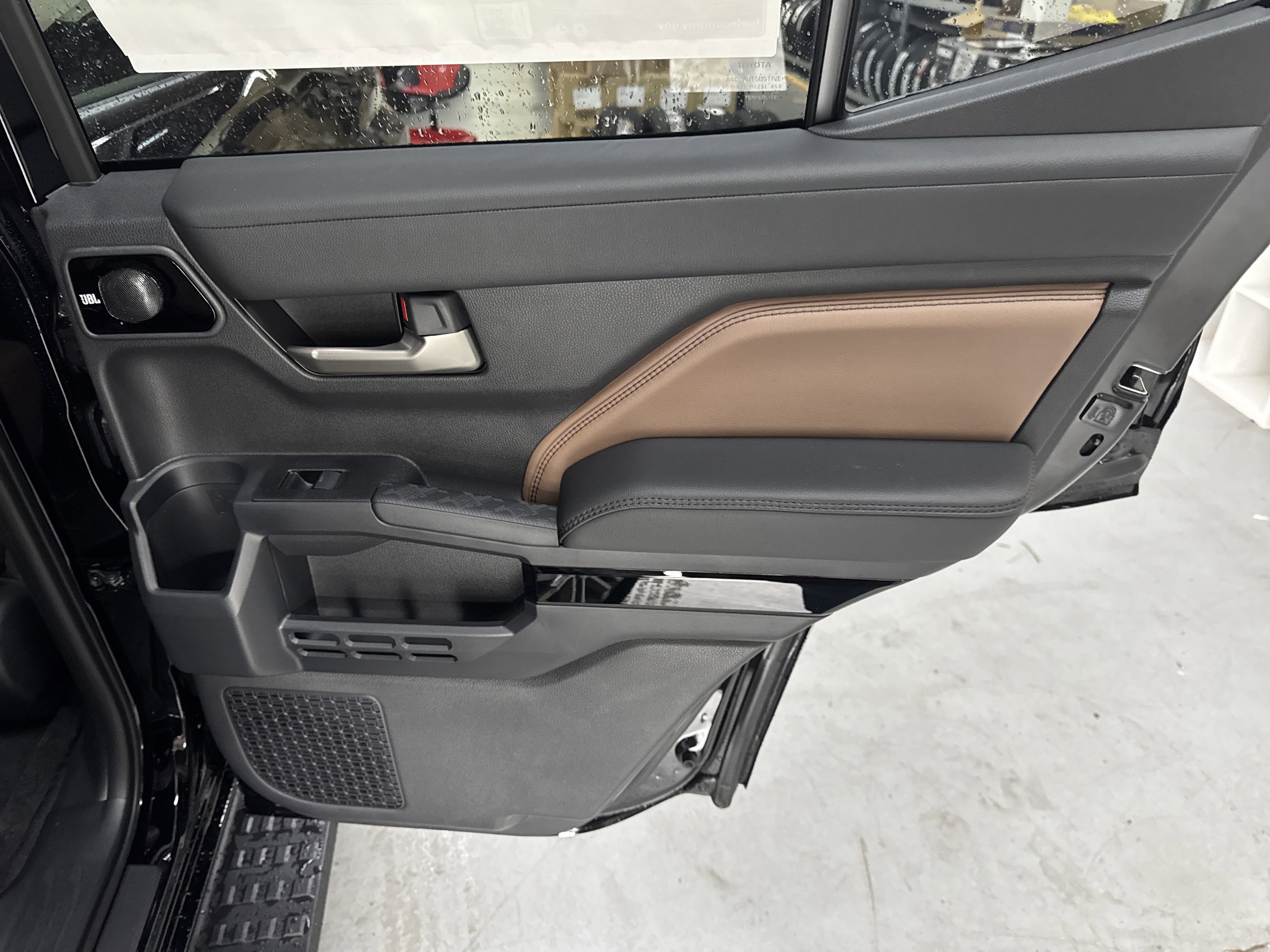 New 2026 Toyota 4Runner Limited AWD/4WD image 33