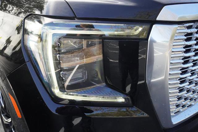 Used 2024 GMC Yukon Denali w/ Advanced Technology Package AWD/4WD image 36