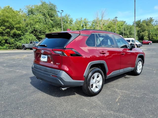 Used 2020 Toyota RAV4 XLE FWD image 7