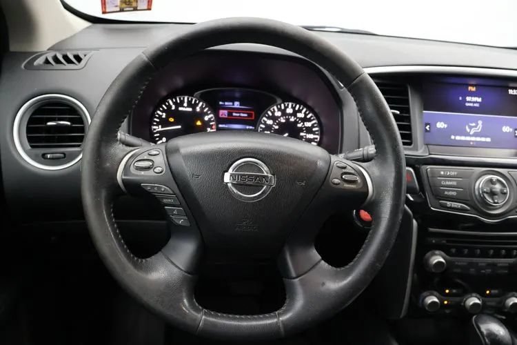 Used 2017 Nissan Pathfinder SV AWD/4WD image 20