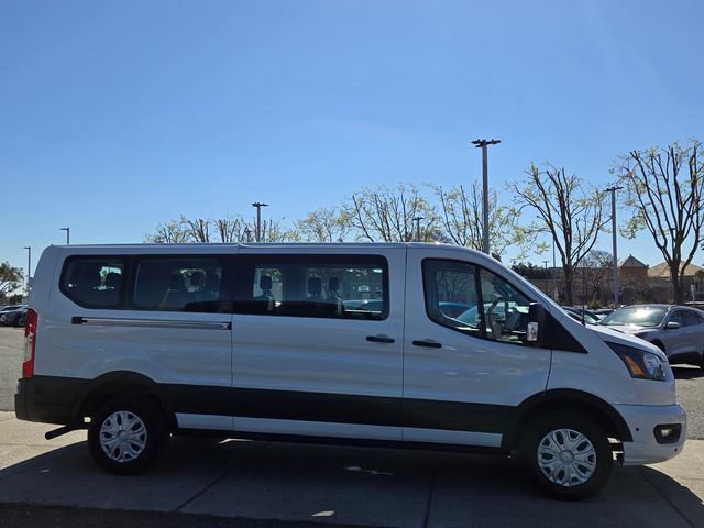 Used 2023 Ford Transit 350 XLT image 4