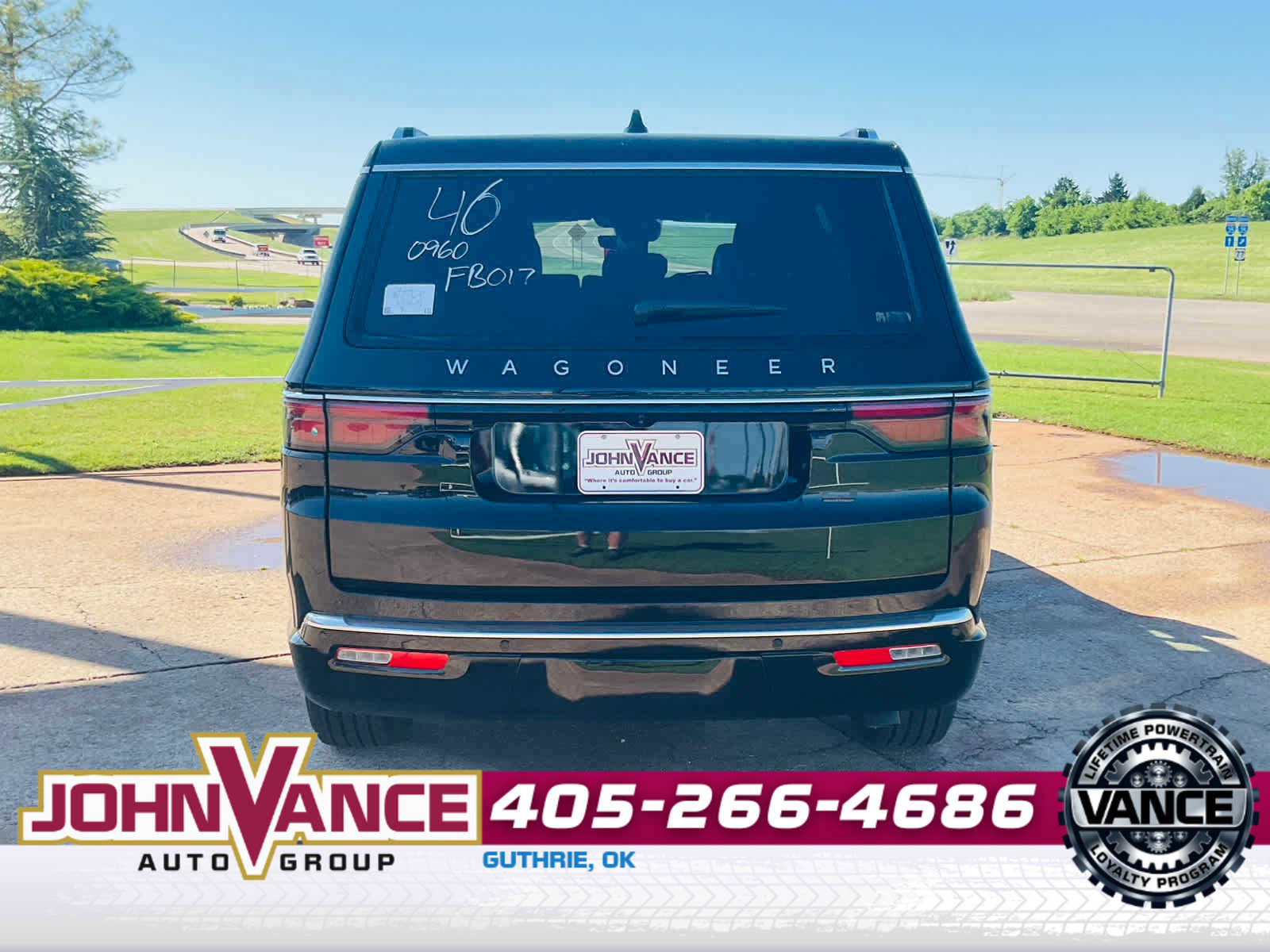 Used 2024 Jeep Wagoneer 4WD image 5