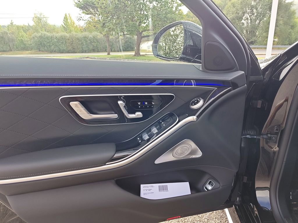 New 2026 Mercedes-Benz S 580 4MATIC Sedan image 11
