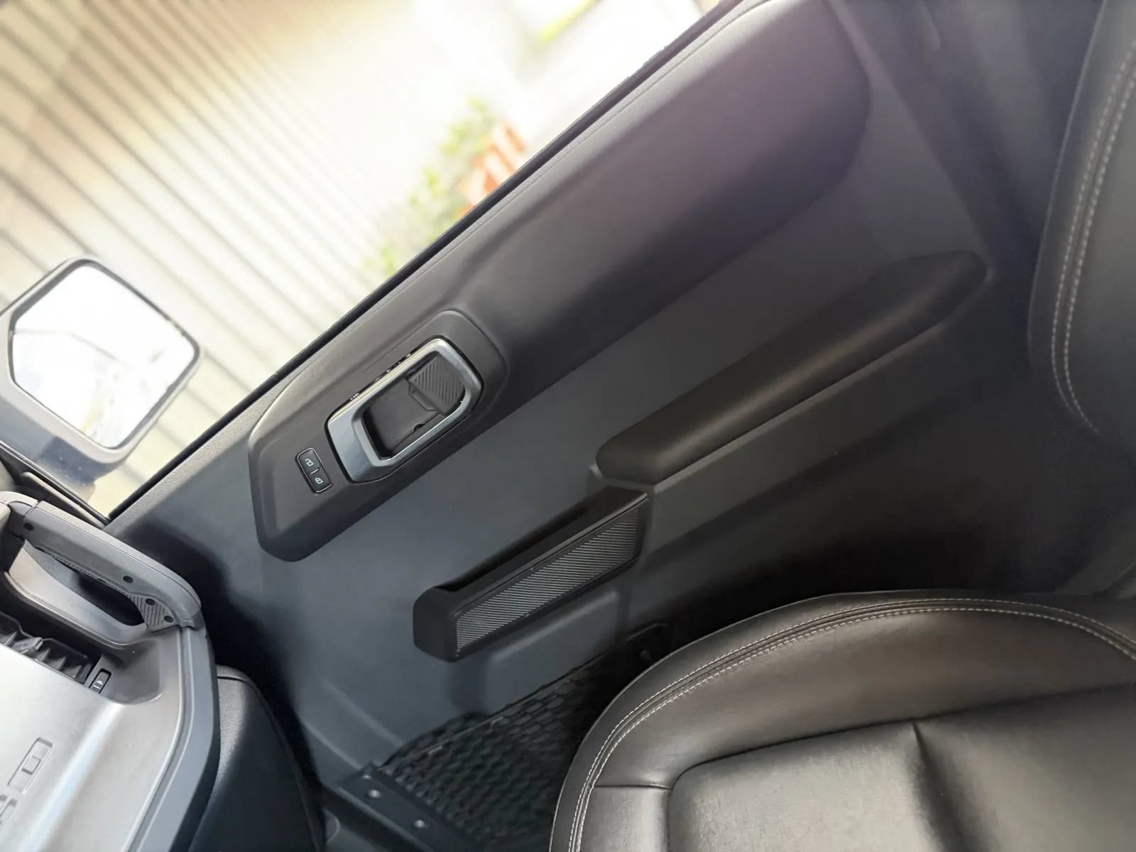 Used 2025 Ford Bronco Badlands AWD/4WD image 41