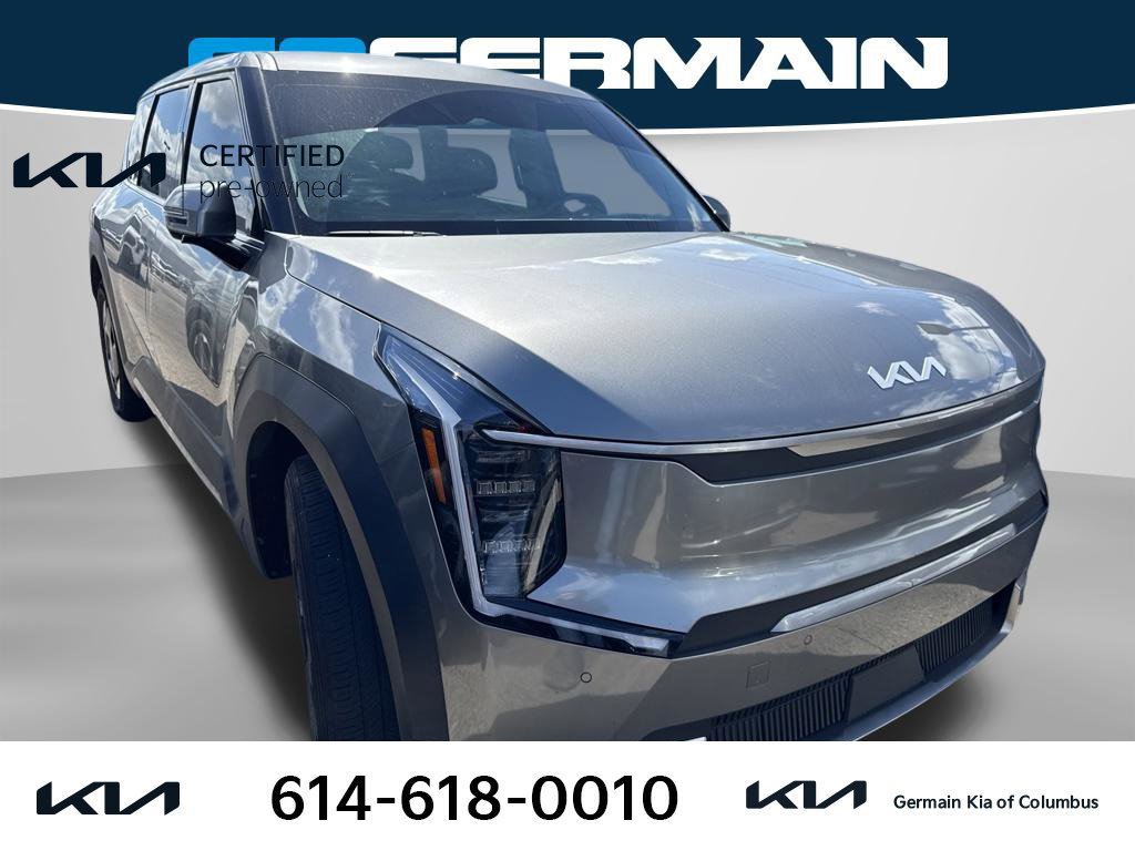 Certified 2024 Kia EV9 Light RWD image 7