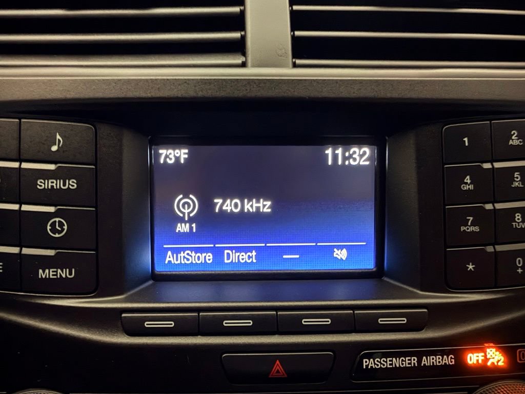Used 2018 Ford Explorer XLT FWD image 18