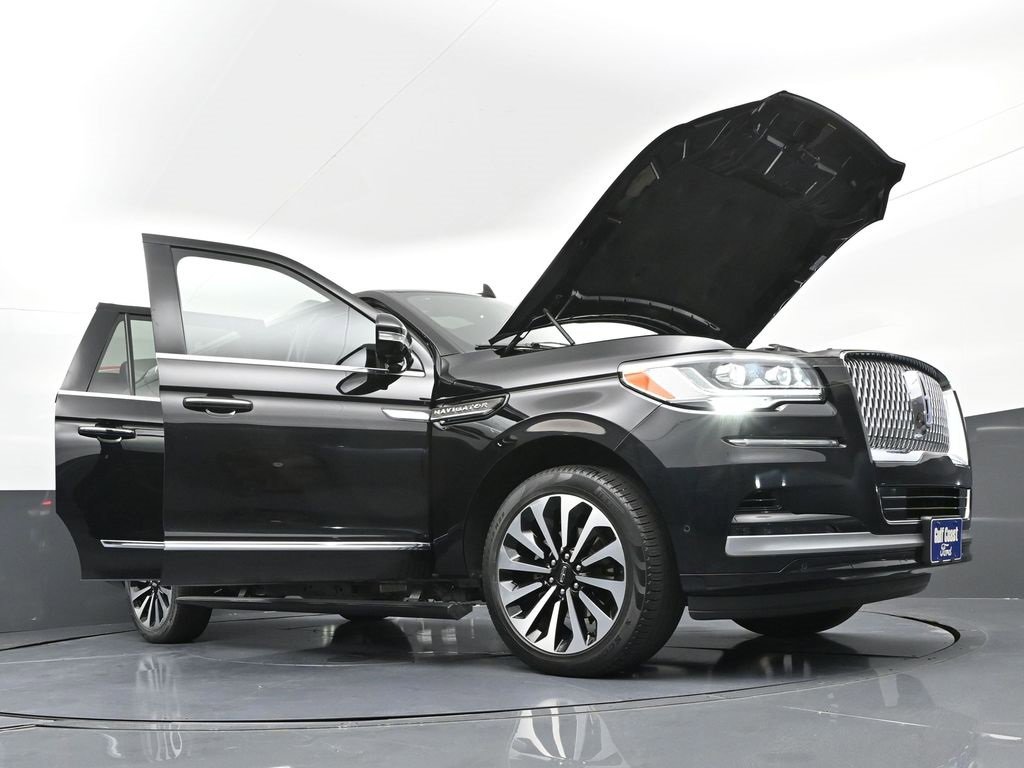 Used 2023 Lincoln Navigator L Reserve image 44