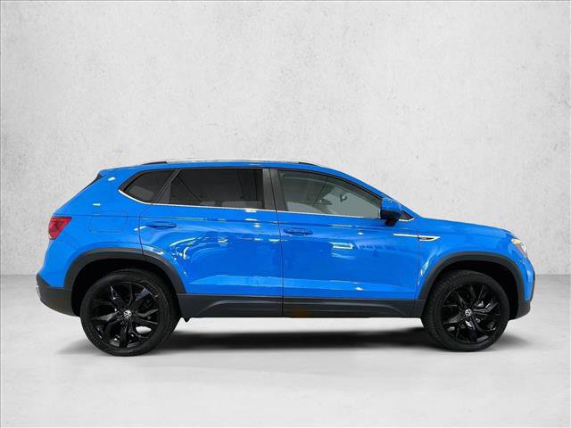 Used 2022 Volkswagen Taos SE FWD image 5