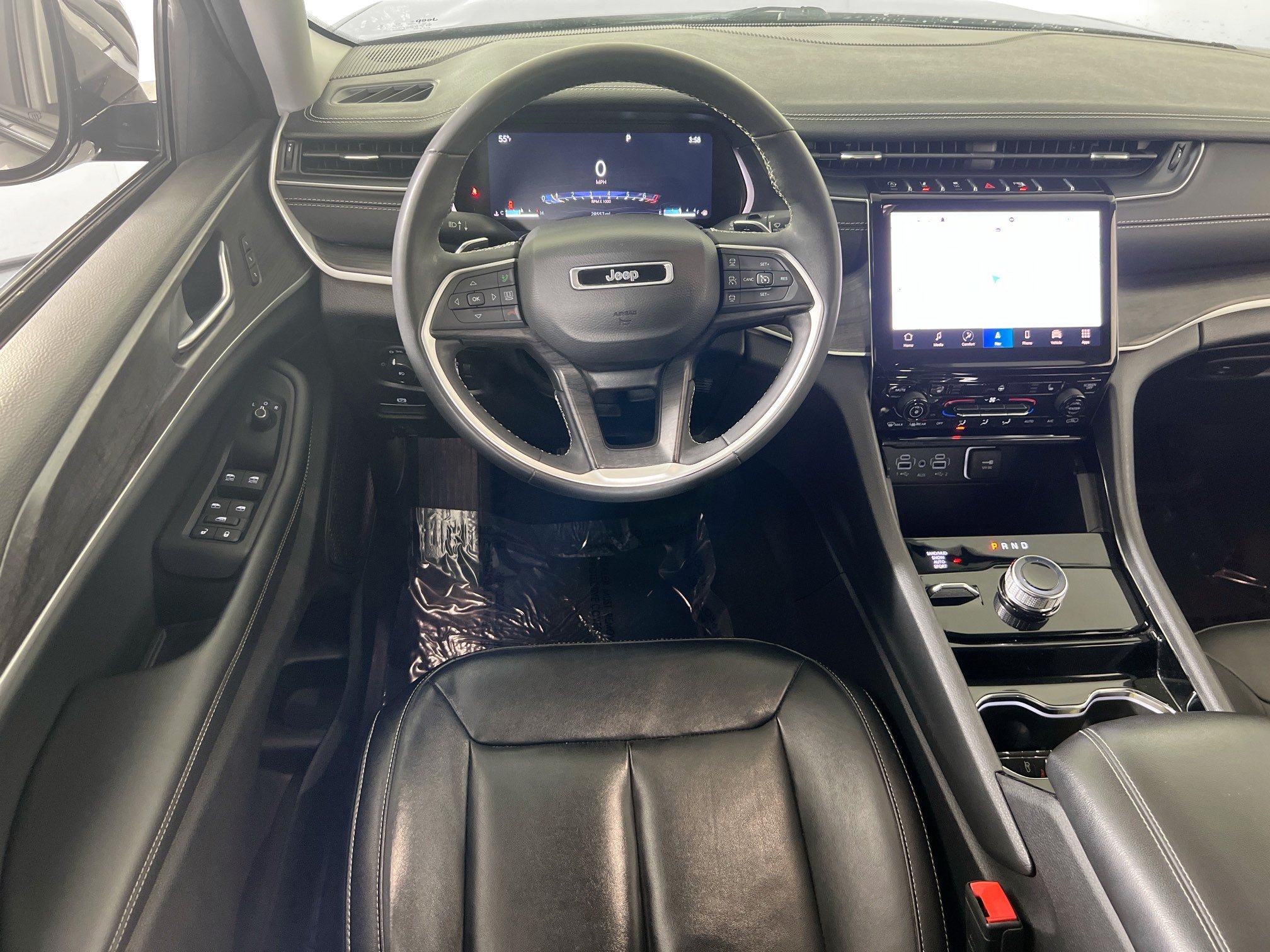 Used 2023 Jeep Grand Cherokee Limited AWD/4WD image 23
