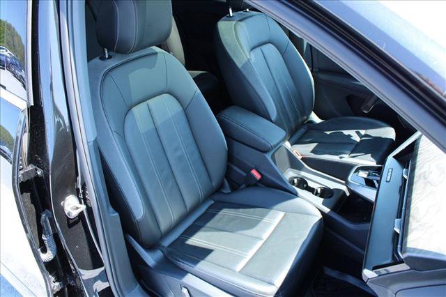 Used 2022 Audi Q4 e-tron Premium Plus AWD/4WD image 27