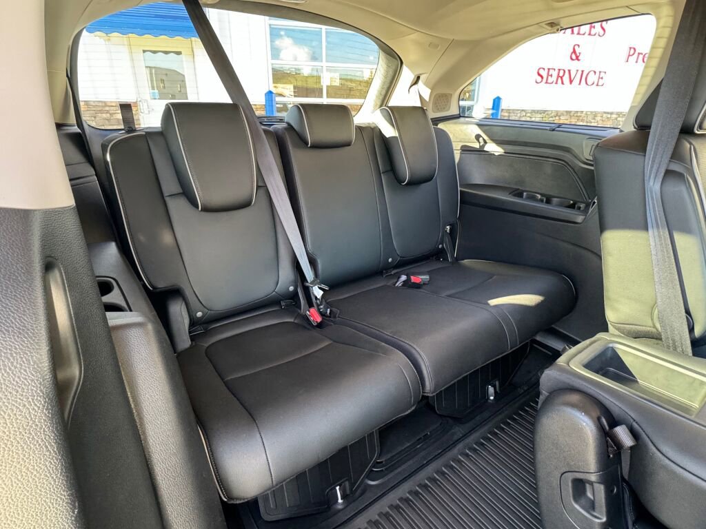 Used 2025 Honda Odyssey Elite image 22