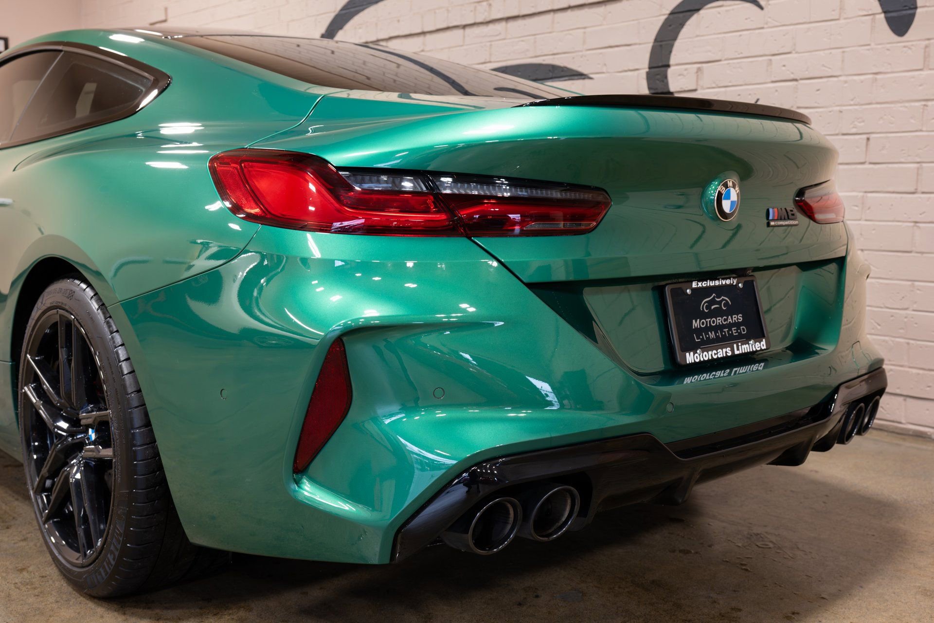 Used 2024 BMW M8 Competition image 21
