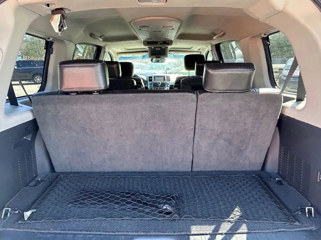 Used 2011 Nissan Armada Platinum w/ 2nd Row Captain Seat Pkg image 22