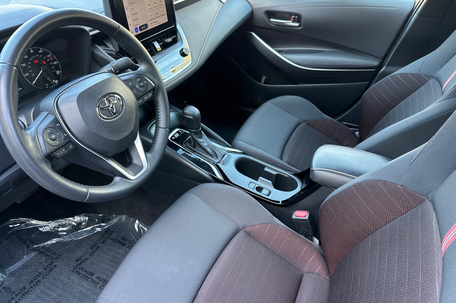 Used 2024 Toyota Corolla SE FWD image 12