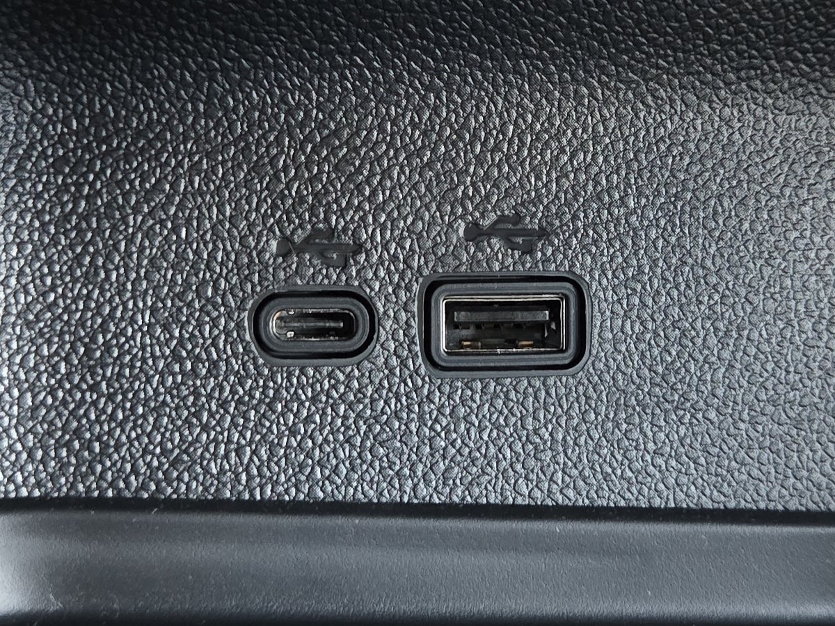 New 2027 Chevrolet Traverse LT AWD/4WD image 12
