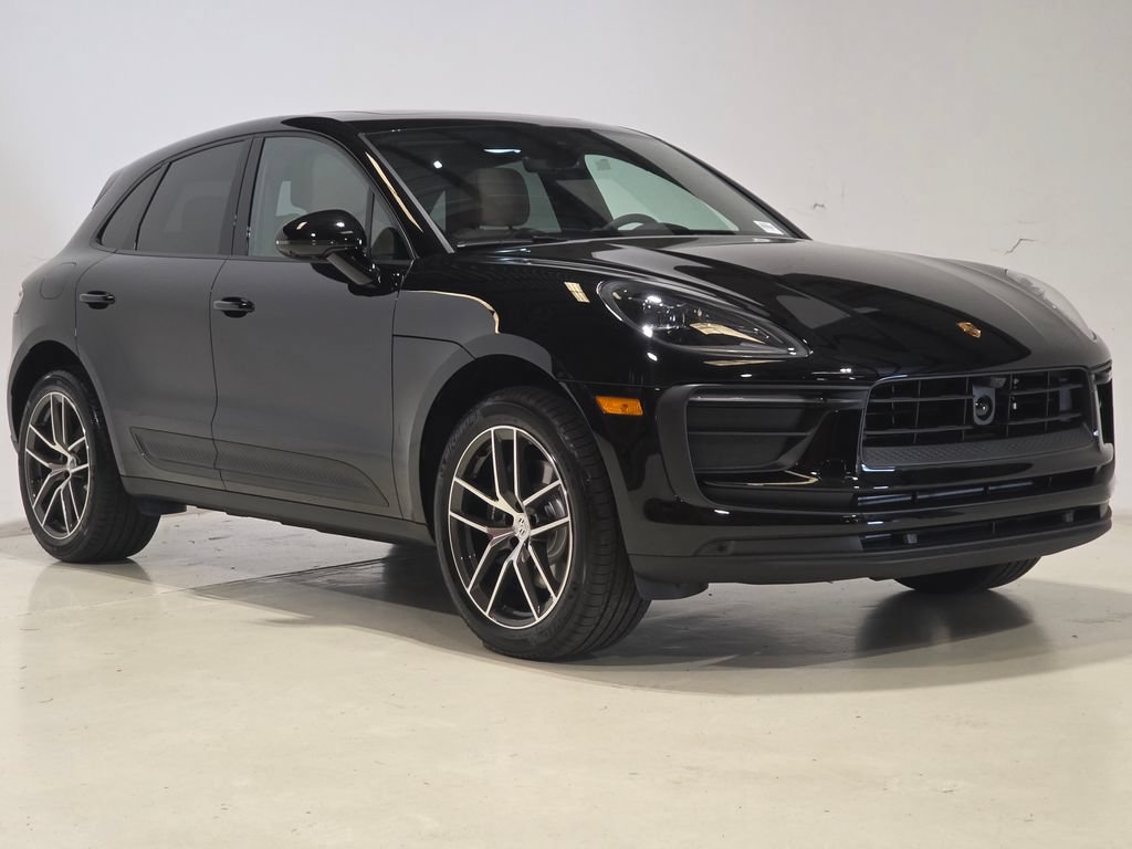 New 2026 Porsche Macan AWD/4WD image 7
