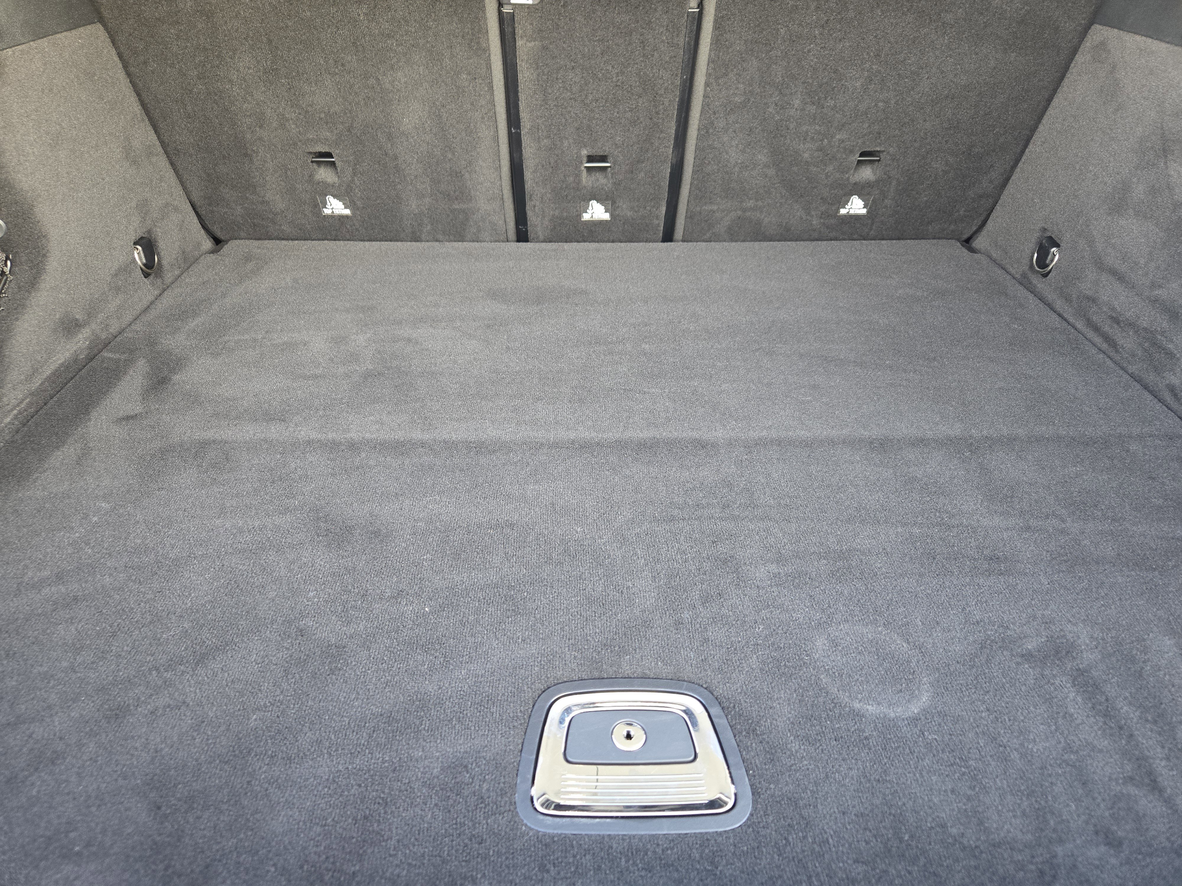 Used 2019 Mercedes-Benz GLC 300 4MATIC Coupe image 33