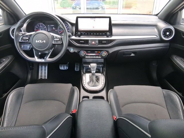 Used 2022 Kia Forte GT-Line w/ GT-Line Premium Package image 7