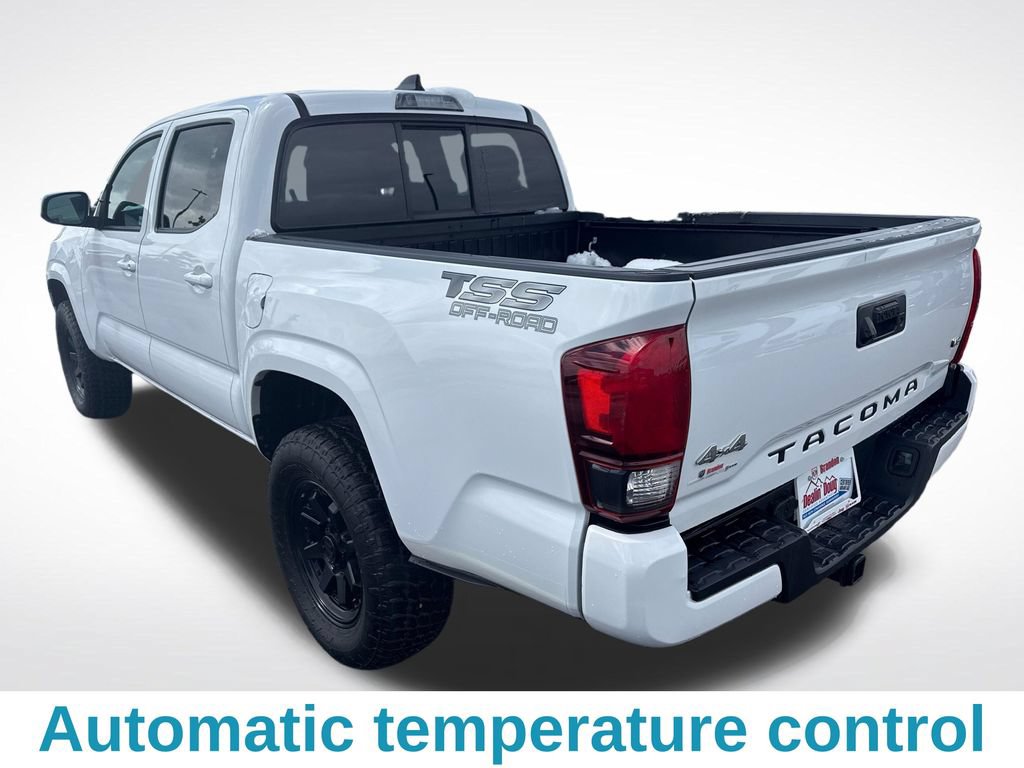 Used 2023 Toyota Tacoma SR AWD/4WD image 4